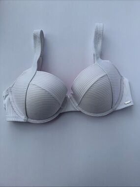 PINK Victoria's Secret Ribbed white Bikini Top NWT